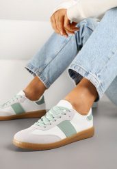 Biało-Zielone Sneakersy Tenisówki w Kultowym Stylu Neolithaen. Białe trampki Renee, bez wzorów, z jeansu, eleganckie, bez zapięcia. W wyprzedaży za 67.99 zł.