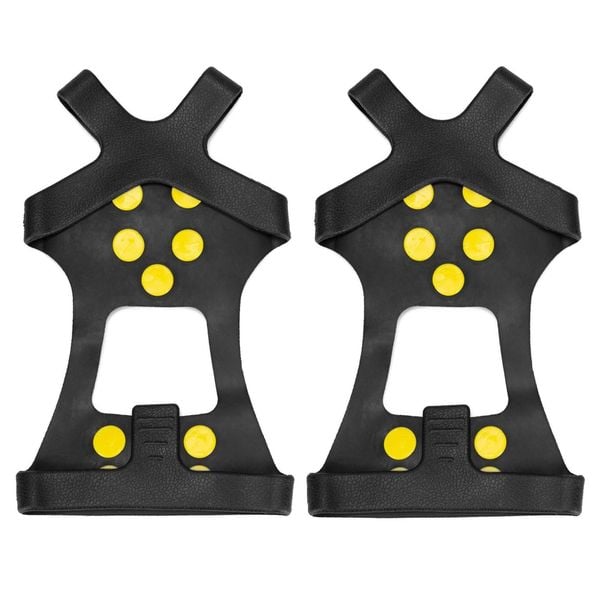 Raczki na buty turystyczne, antypoślizgowe nakładki kolce rozmiar 40-45 czarne. Czarne buty trekkingowe Springos, bez wzorów, bez zapięcia, trekkingowe. Za 8.99 zł.