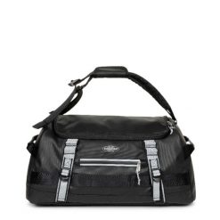 Torba Duffle Eastpak S. Czarne torby podróżne Eastpak, bez wzorów. Za 528.50 zł.