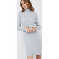 Calvin Klein Jeans sukienka z domieszką wełny kolor szary mini dopasowana. Szare sukienki Calvin Klein Jeans, m, bez wzorów, z dzianiny, bez kołnierzyka, bez ramiączek, maxi, dopasowane. Za 539.99 zł.