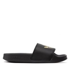 Klapki adidas. Czarne klapki adidas, bez wzorów, sportowe, bez obcasa, bez zapięcia. Za 149.99 zł.