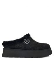 Guess Śniegowce FLFDOC ESU06 Czarny. Czarne śniegowce Guess, z aplikacjami, z materiału, bez zapięcia. Za 399.99 zł.