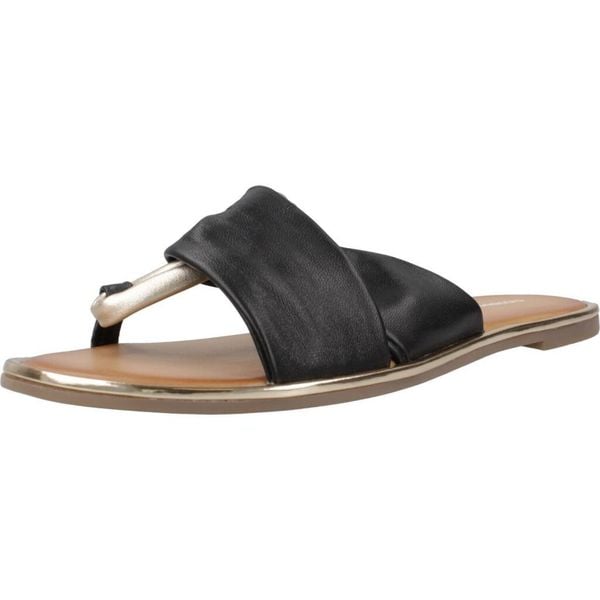 Sandały GIOSEPPO WHATELY Czarny. Czarne sandały Gioseppo, bez wzorów, ze skóry, bez obcasa, bez zapięcia. Za 179.99 zł.