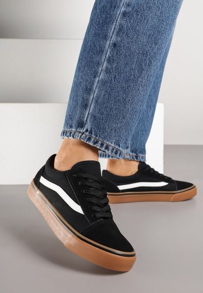 Czarno-Beżowe Tenisówki z Boczną Naszywką Simeris. Czarne trampki Renee, z aplikacjami, z jeansu, klasyczne, bez zapięcia. Za 79.99 zł.