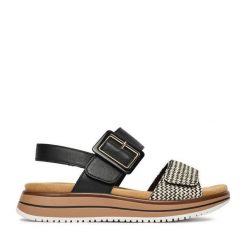 Sandały Remonte. Czarne sandały Remonte, bez wzorów, bez obcasa, na płaskiej podeszwie, bez zapięcia. Za 379.99 zł.