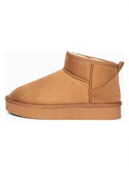 ISLAND BOOT Botki zimowe "Smart" w kolorze jasnobrązowym rozmiar: 41. Brązowe botki Island Boot, bez wzorów, bez obcasa, bez zapięcia. Za 154.95 zł.