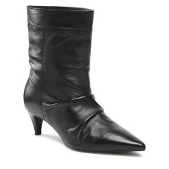 Botki GINO ROSSI. Czarne botki Gino Rossi, bez wzorów, bez obcasa, na słupku, bez zapięcia. Za 299.99 zł.