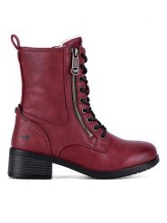 Mustang Botki 1402-601 Czerwony. Czerwone botki Mustang, bez wzorów, bez obcasa, na słupku, bez zapięcia. Za 279.99 zł.