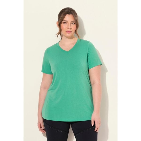Damskie Bluzka funkcyjna antybakteryjny materiał dekolt w serek rękaw 1/2. Niebieskie t-shirty sportowe Ulla Popken, plus size, bez wzorów, z materiału, bez ramiączek. Za 195.99 zł.