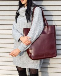 Skórzana torebka damska DAN-A T376 koniakowa. Czarne torebki klasyczne DAN-A, bez wzorów, ze skóry, eleganckie, bez dodatków. Za 399.99 zł.