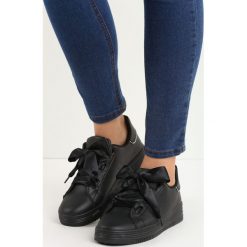 Czarne Buty Sportowe Treasure. Buty sportowe lifestyle marki NEWFEEL. Za 44.99 zł.