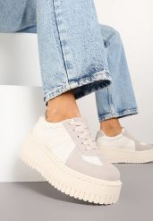 Beżowe Sneakersy Typu Tenisówki na Platformie Zdobione Perforacją Nerilsa. Brązowe trampki Born2be, z aplikacjami, z jeansu, casualowe, bez zapięcia. W wyprzedaży za 76.49 zł.