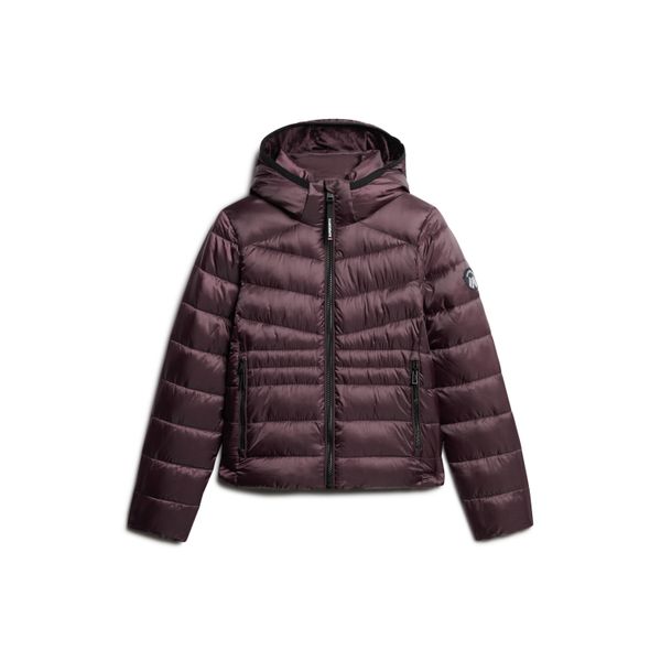 Damska ocieplana kurtka puchowa Superdry Fuji Quilt. Czerwone kurtki Superdry, bez wzorów, z puchu, bez kaptura. W wyprzedaży za 421.40 zł.