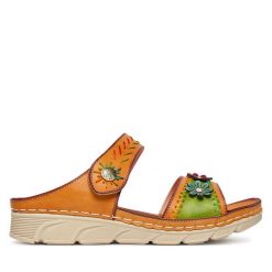 Klapki Laura Vita. Brązowe klapki LAURA VITA, bez wzorów, bez obcasa, bez zapięcia. Za 389.99 zł.