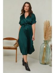 Curvy Lady Sukienka w kolorze ciemnozielonym rozmiar: 44/46. Zielone sukienki Curvy Lady, na co dzień, bez wzorów, z tkaniny, klasyczne, bez kołnierzyka, bez ramiączek, maxi, proste. Za 118.56 zł.