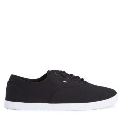 Tenisówki Tommy Hilfiger. Czarne trampki Tommy Hilfiger, bez wzorów, bez zapięcia. Za 229.99 zł.