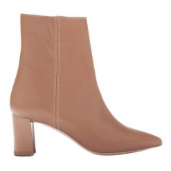Eleganckie botki skórzane Marco Shoes 2363B-755-1 beżowy. Brązowe botki bez wzorów, eleganckie, bez obcasa, bez zapięcia. Za 539.00 zł.