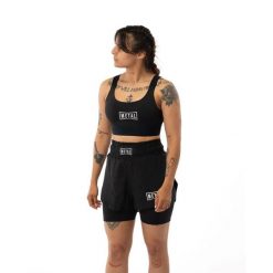 Szorty treningowe 2 w 1 dla kobiet Metal Boxe. Czarne szorty sportowe METAL BOXE, bez wzorów, z materiału, na fitness i siłownię. Za 240.50 zł.