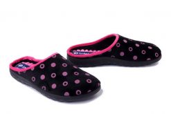 INBLU ET-24 014 czarny, kapcie damskie. Czarne kapcie Inblu, bez wzorów, z tkaniny. Za 77.99 zł.