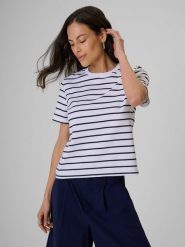 4F T-shirt relaxed z nadrukiem damski - biały M. Białe t-shirty 4f, m, bez wzorów, z bawełny, bez kołnierzyka, bez ramiączek. Za 69.99 zł.