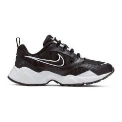 Buty do chodzenia damskie Nike Wmns Air Heights. Czarne buty do biegania Nike, bez wzorów, z materiału, bez zapięcia, do biegania. Za 428.00 zł.
