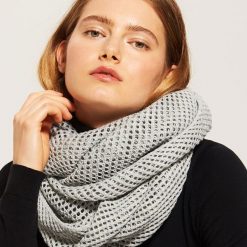 Komin - Jasny szar. Szaliki i kominy marki B'TWIN. Za 29.99 zł.