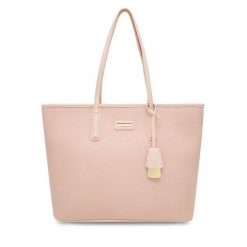 Torebka QUAZI. Czerwone torebki klasyczne QUAZI, bez wzorów, klasyczne, bez dodatków. Za 175.99 zł.