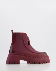 WORKERY DAMSKIE 017912404D BURGU. Botki Venezia, bez wzorów, ze skóry, bez obcasa, bez zapięcia. Za 299.00 zł.