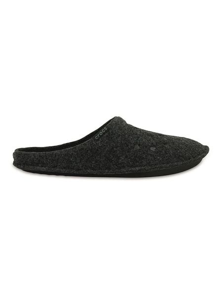 Crocs Kapcie "Classic Slipper" w kolorze czarnym rozmiar: 36/37. Czarne kapcie Crocs, bez wzorów, z materiału. Za 105.95 zł.