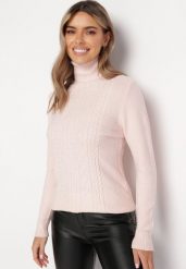 Różowy Golf w Ozdobny Splot Alouette. Czerwone swetry Born2be, l, z aplikacjami, z dzianiny, bez ramiączek. W wyprzedaży za 67.99 zł.