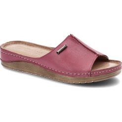 Różowe Klapki Pollonus Wygodne Skórzane Buty Na Lato. Czerwone klapki Pollonus, bez wzorów, ze skóry, bez obcasa, na płaskiej podeszwie, bez zapięcia. Za 149.00 zł.