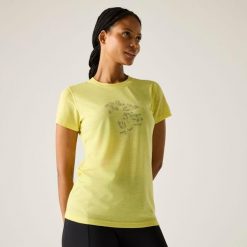 Damska koszulka Escade z krótkim rękawem i nadrukiem z mieszanki wełny merino. Zielone t-shirty sportowe Regatta, m, bez wzorów, z jersey, bez ramiączek. Za 189.99 zł.