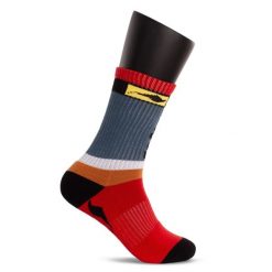 Skarpetki Softee Multidesign Czerwone 35-38. Niebieskie skarpetki Softee, bez wzorów, z materiału. Za 126.99 zł.