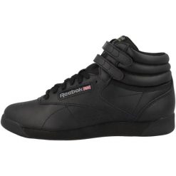 Buty do chodzenia damskie Reebok Freestyle. Czarne buty treningowe Reebok, bez wzorów, z gumy, bez zapięcia, trekkingowe. Za 396.85 zł.