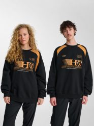 Bluza oversize Hummel Crew HSW. Czarne bluzy Hummel, s, bez wzorów, z bawełny, bez kaptura. Za 190.00 zł.