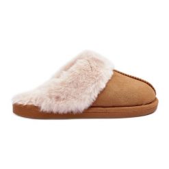 Damskie Papcie Klapki z Futerkiem Camel Pinky brązowe. Brązowe klapki bez wzorów, bez obcasa, bez zapięcia. Za 118.34 zł.