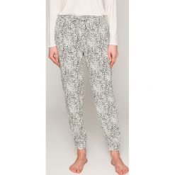 Calvin Klein Underwear - Spodnie piżamowe. Piżamy marki Calvin Klein Underwear. W wyprzedaży za 99.90 zł.
