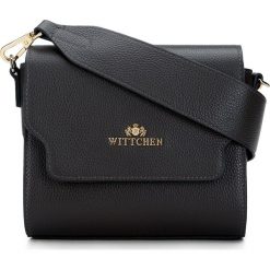 Damska torebka skórzana pudełkowa. Czerwone listonoszki Wittchen, bez wzorów, ze skóry, eleganckie, zamszowe, bez dodatków. W wyprzedaży za 389.90 zł.