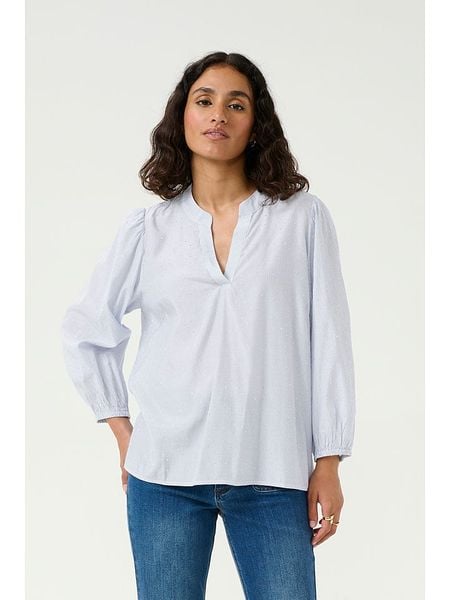 Kaffe Bluzka "Milena" w kolorze błękitno-białym rozmiar: 38. Niebieskie bluzki Kaffe, bez wzorów, bez kołnierzyka, bez ramiączek. Za 113.63 zł.