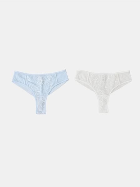 Stringi z ozdobną koronką 2 pack - niebieski. Niebieskie stringi Sinsay, bez wzorów, z koronki. Za 19.99 zł.