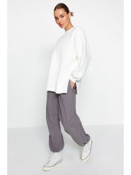 Trendyol Bluza w kolorze kremowym rozmiar: L. Brązowe bluzy Trendyol, l, bez wzorów, bez kaptura. Za 83.81 zł.