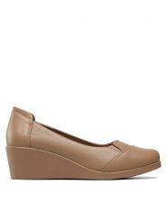 Go Soft Półbuty EST-295-13 Beżowy. Brązowe półbuty wsuwane GO SOFT, bez wzorów, ze skóry, bez obcasa, na koturnie. Za 139.99 zł.