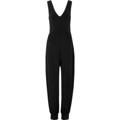 Kombinezon z dżerseju z mieszanki wiskozy. Czarne kombinezony bonprix, bez wzorów, z dżerseju, eleganckie, bez kołnierzyka, bez ramiączek. Za 114.99 zł.