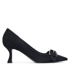 Czółenka Guess. Czarne czółenka Guess, z aplikacjami, bez obcasa, bez zapięcia. Za 584.99 zł.