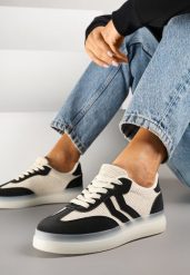 Czarno-Beżowe Sneakersy Tenisówki Ozdobione Paskami Falovinia. Czarne trampki Renee, bez wzorów, z jeansu, eleganckie, bez zapięcia. W wyprzedaży za 75.99 zł.