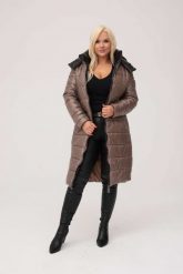Pikowany ocieplony płaszcz / kurtka Vanessa w kolorze cappuccino XXL OVERSIZE JESIEŃ ZIMA. Kurtki Moda Size Plus Iwanek, na jesień, s, bez wzorów, z poliesteru, eleganckie, bez kaptura. W wyprzedaży za 299.90 zł.