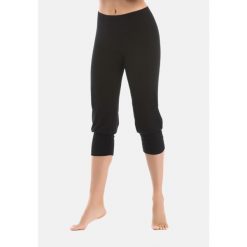 Spodenki do siatkówki damskie Teyli Comforto 3/4. Czarne szorty sportowe Teyli, bez wzorów, z bawełny, do siatkówki. Za 99.95 zł.