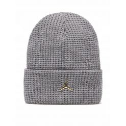Czapka zimowa ciepła unisex NIKE. Szare czapki zimowe Jordan, bez wzorów. Za 186.00 zł.