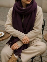 Chusta - bordowy. Czerwone chusty Sinsay, bez wzorów. Za 15.99 zł.