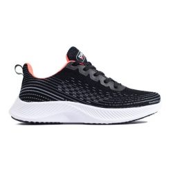 Wygodne buty sportowe DK czarne. Czarne buty treningowe bez wzorów, bez zapięcia. Za 181.89 zł.